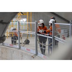 SafeSmart - AdaptaPanel Mesh Fence Panel